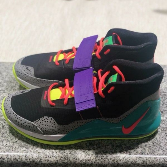 Men's Nike Air Force Max Black volt 

Hot Punch - Picture 1 of 7